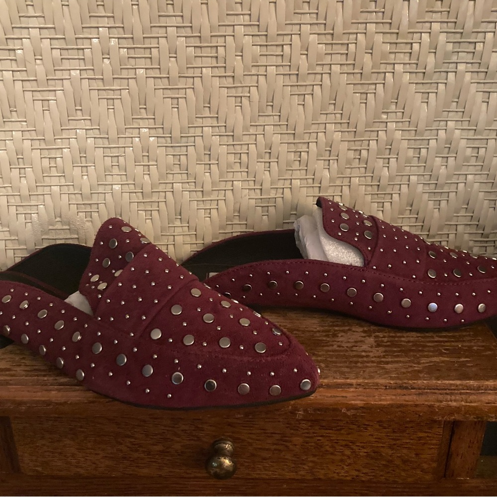 Kristen Cavallari Chinese Laundry Studded Burgundy Loafer Mule size 6.5